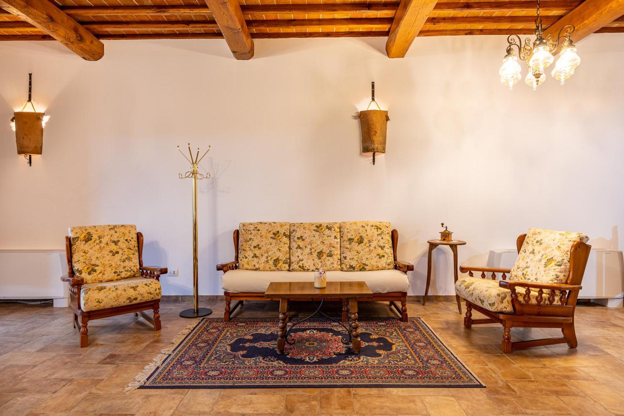 Agriturismo Il Casato Mag-Il Giogo 피엔자 외부 사진